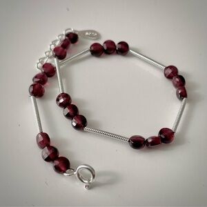 Minimalist Genuine Garnet Bracelet